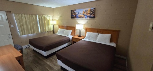 Flamingo Motel image 15