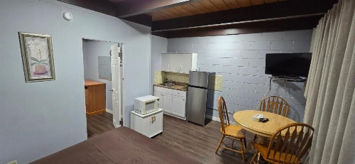 Flamingo Motel image 24