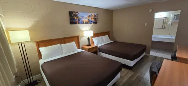 Flamingo Motel 8